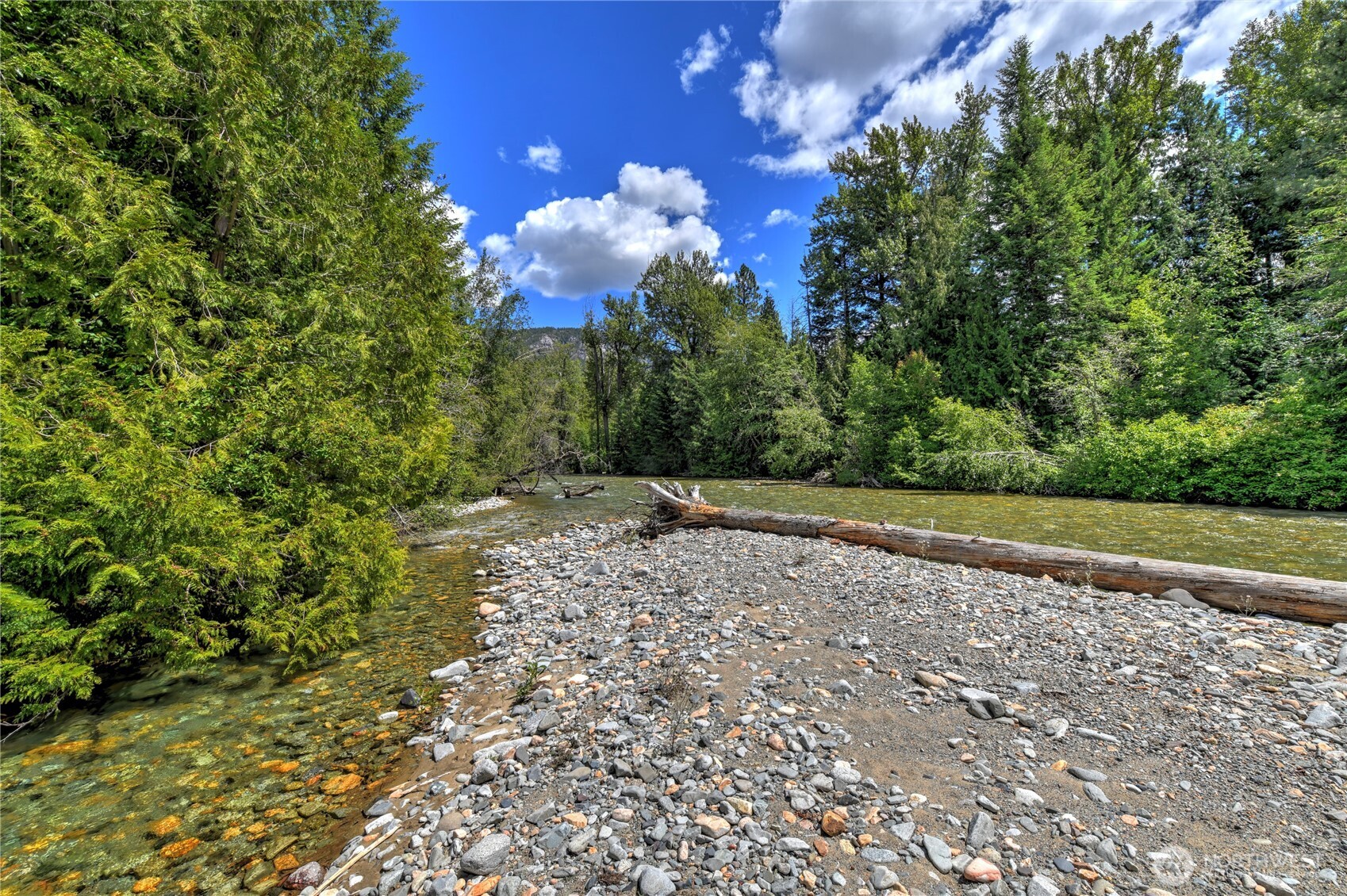 19 Two Rivers Road Property Photo 16