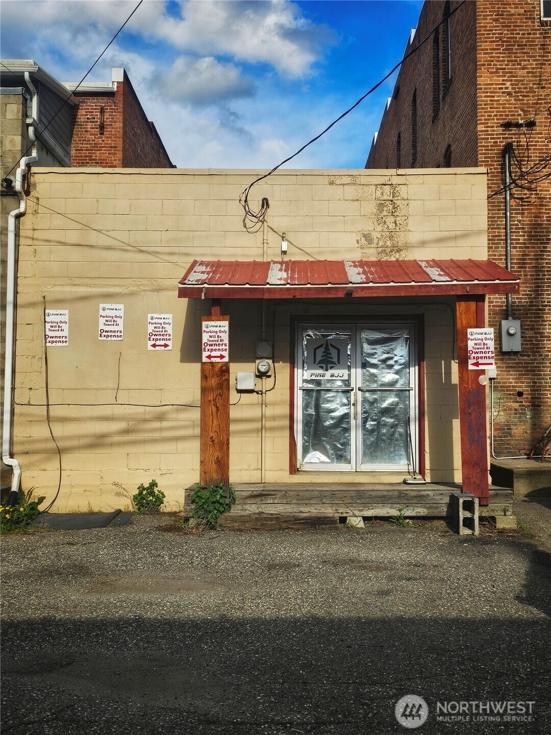 130 S Main Street Property Photo 14