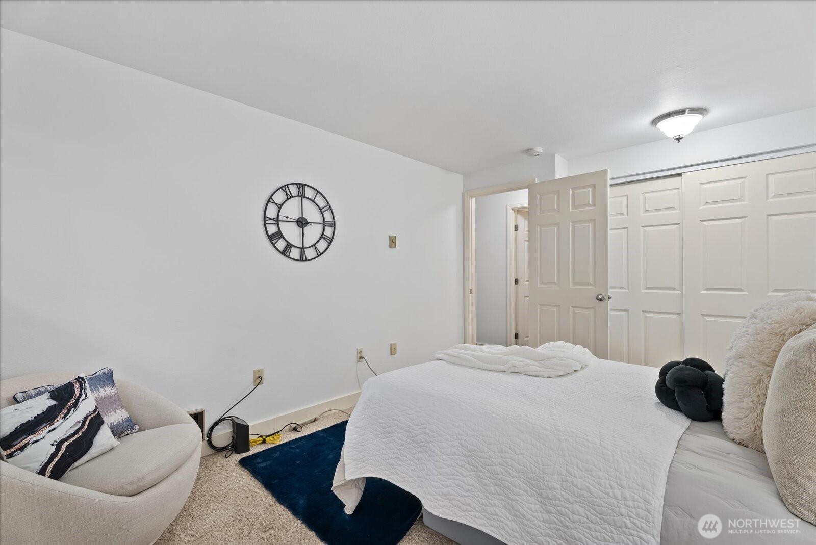 12221 100th Avenue B102 Property Photo 11