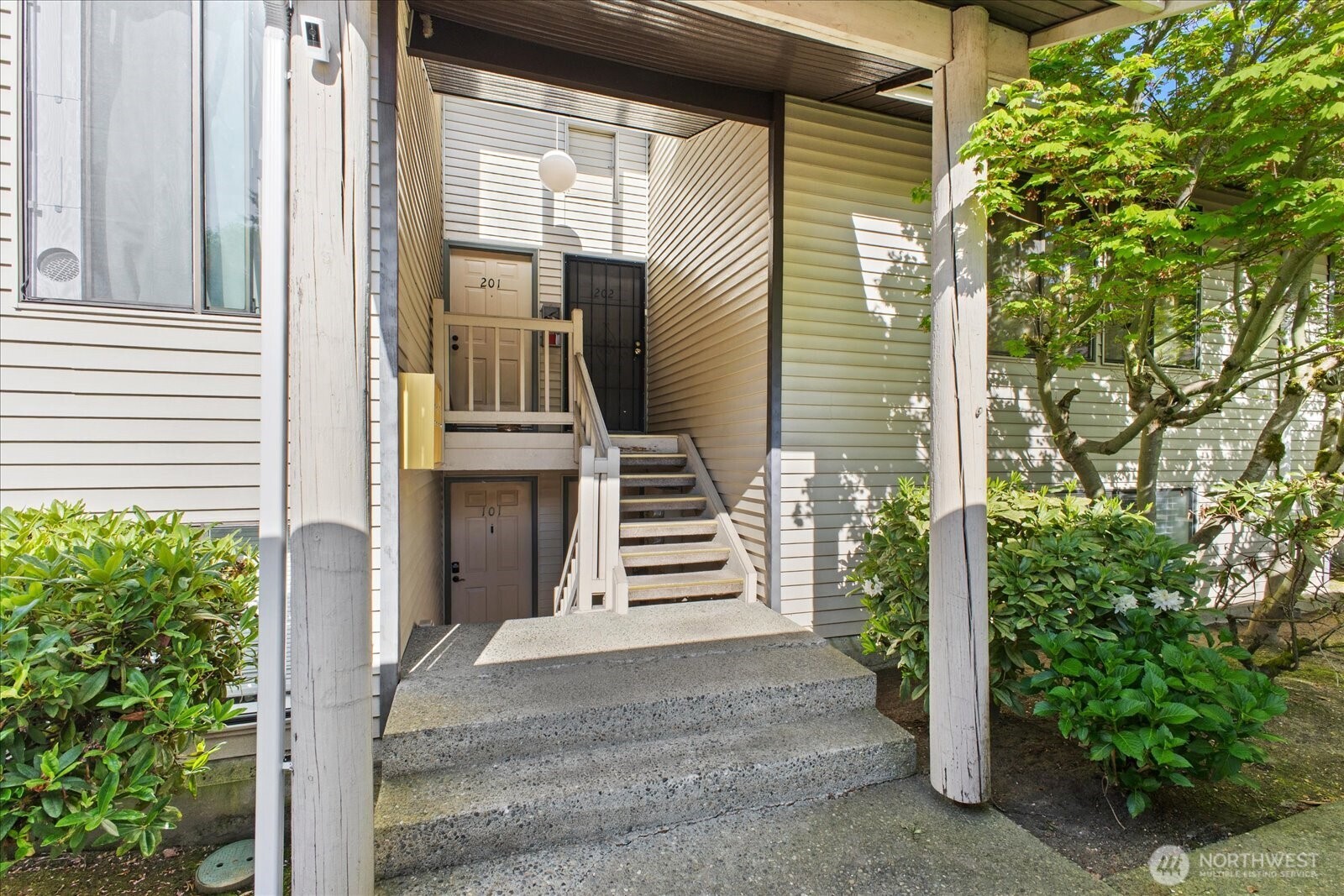12221 100th Avenue B102 Property Photo 21