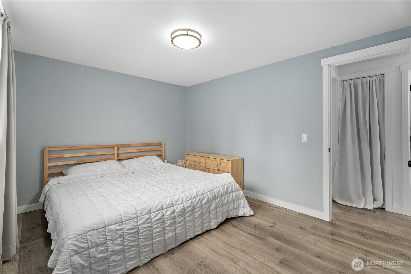29317 38th Place Property Photo 11
