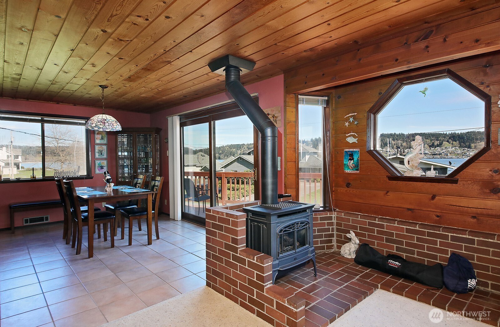 3837 Driftwood Drive Property Photo 13