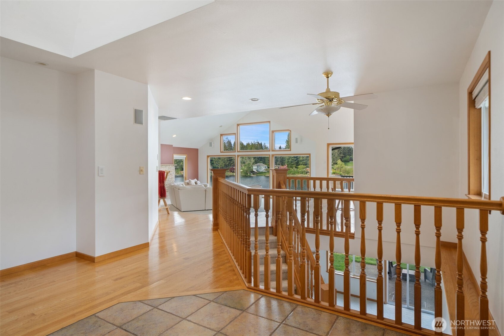 260 E Westlake Drive Property Photo 6