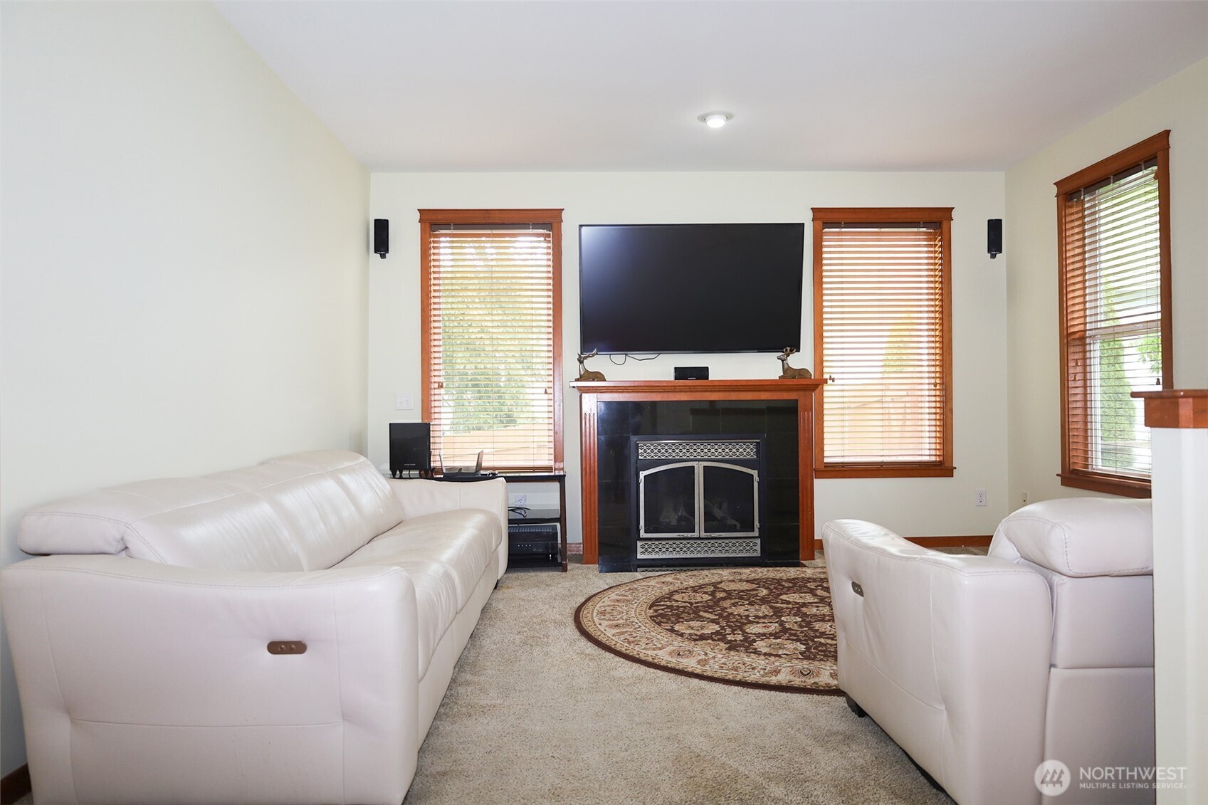 2290 Seaside Drive Property Photo 10