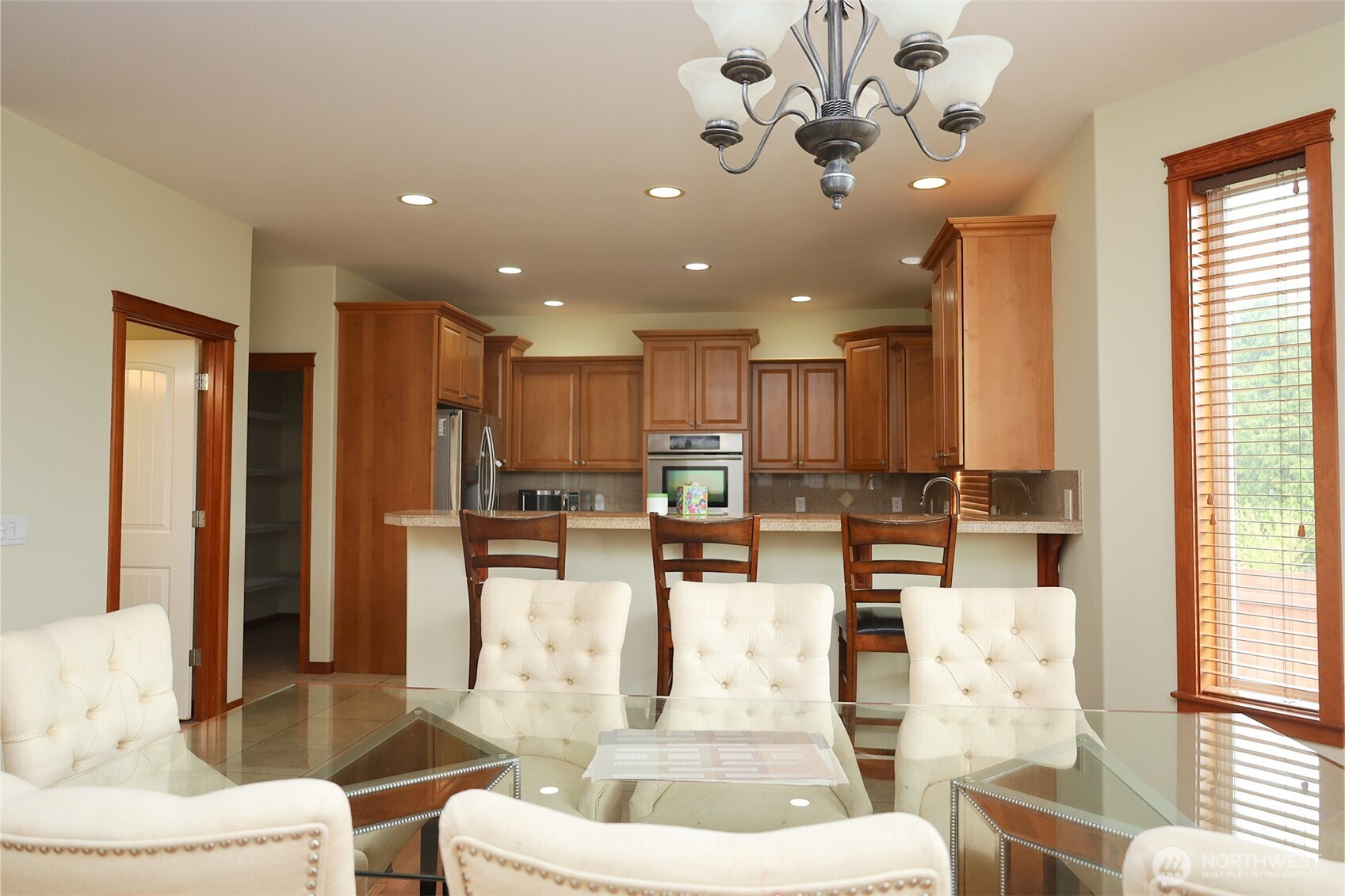 2290 Seaside Drive Property Photo 14
