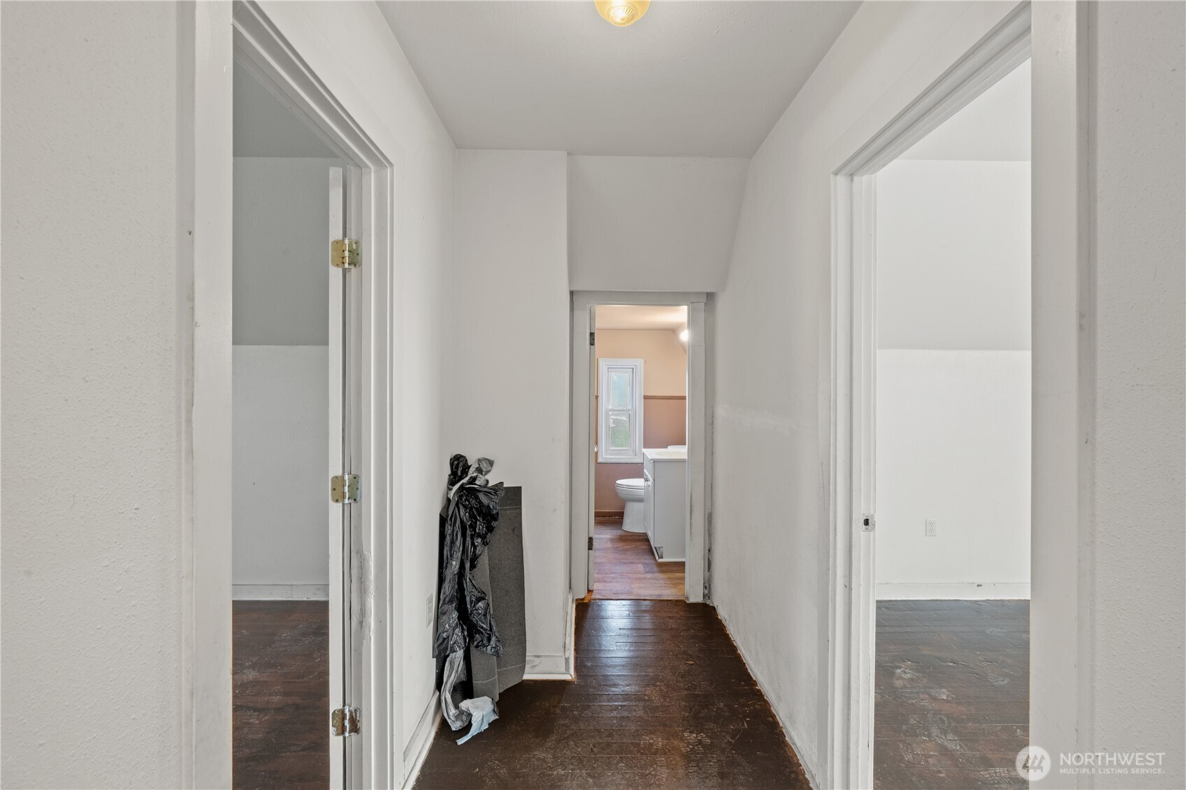 409 W 5th Street Property Photo 16