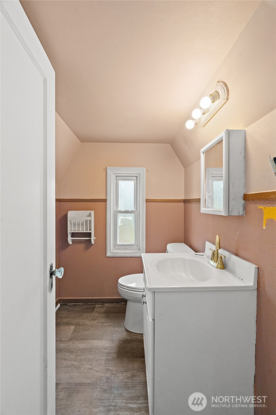 409 W 5th Street Property Photo 19
