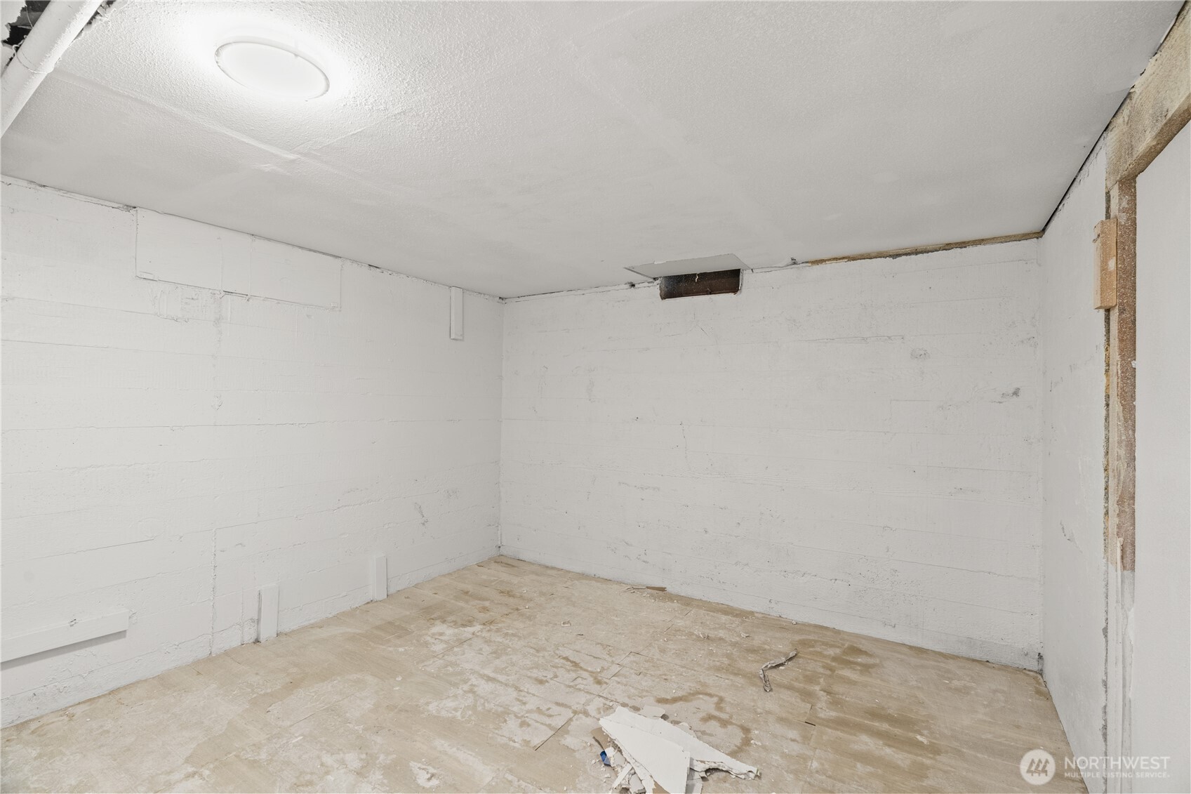409 W 5th Street Property Photo 22