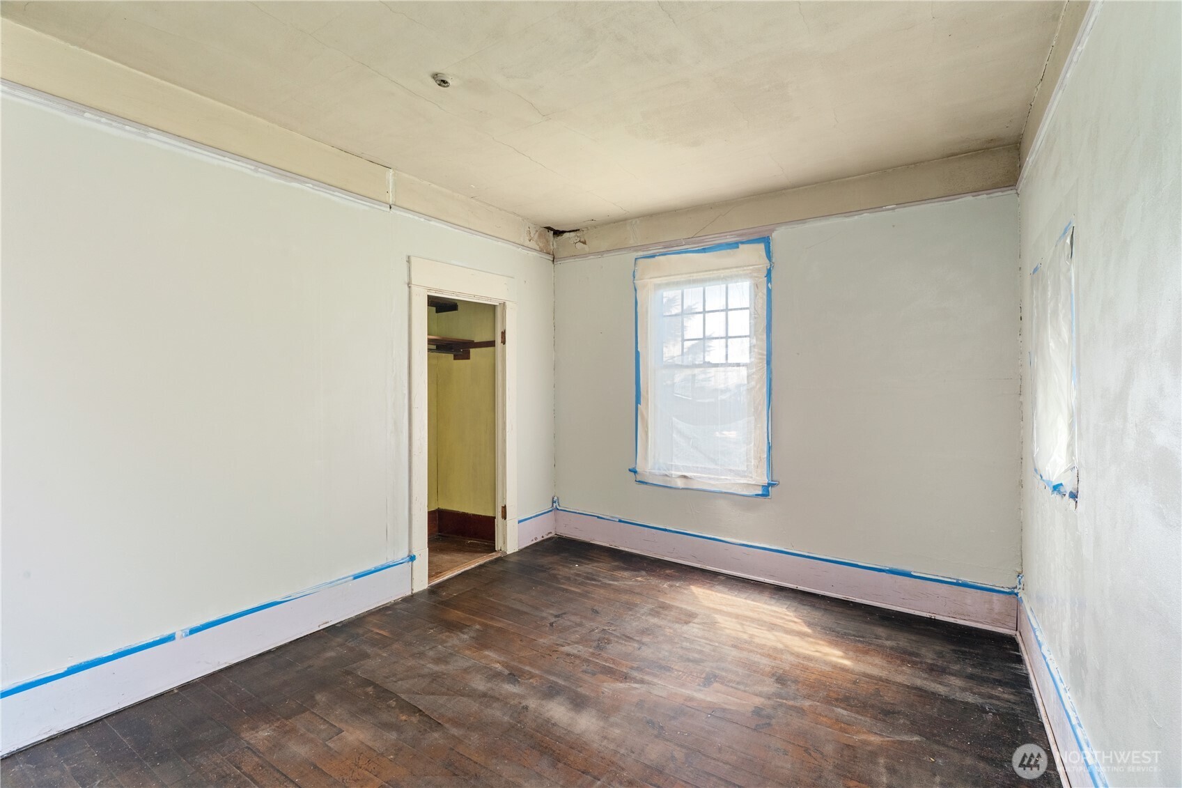 901 W Market Street Property Photo 8