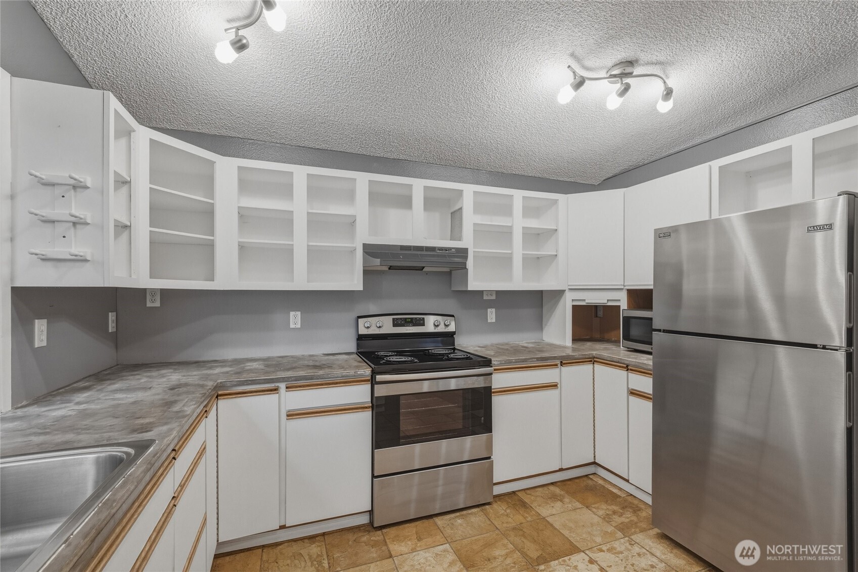 405 Sudden Valley Drive Property Photo 12