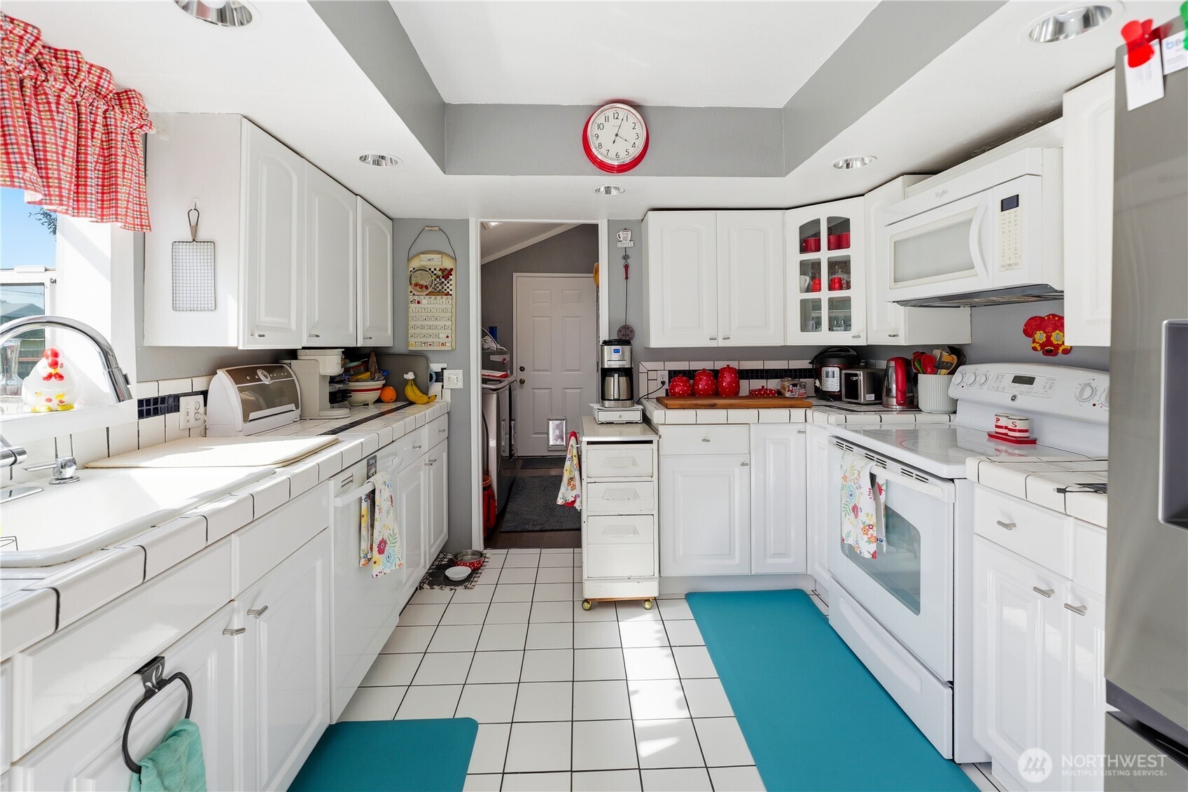 2016 E 63rd Avenue Property Photo 7