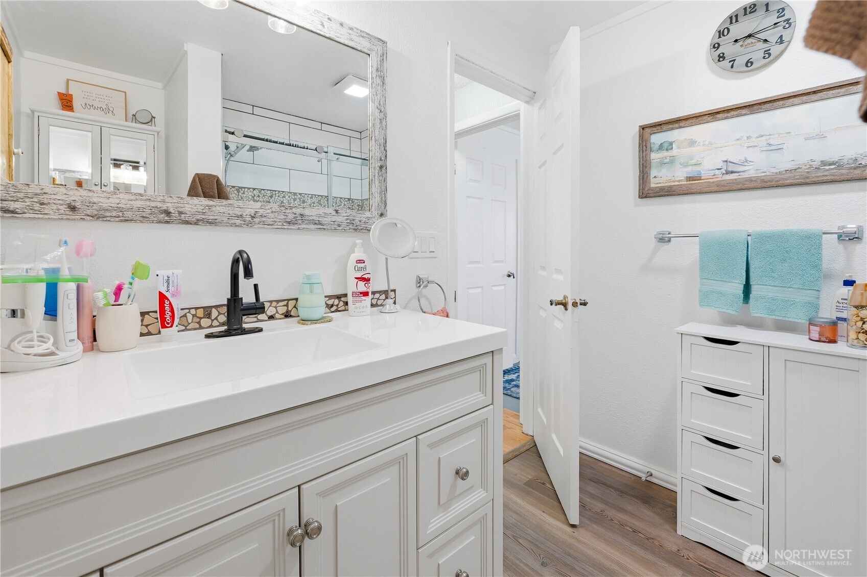 2016 E 63rd Avenue Property Photo 12