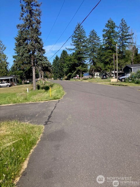 2912 Scotlac Drive Property Photo 10