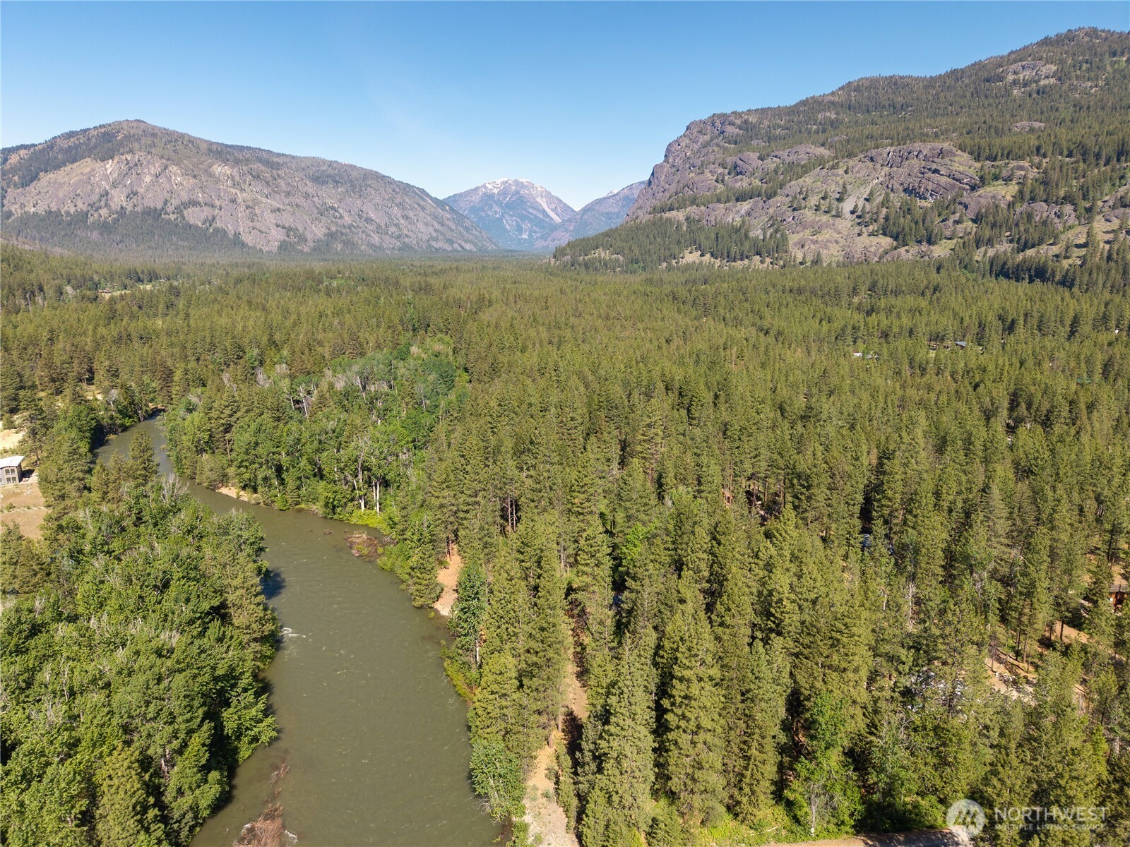 3 Mazama Bridge Road Property Photo 1