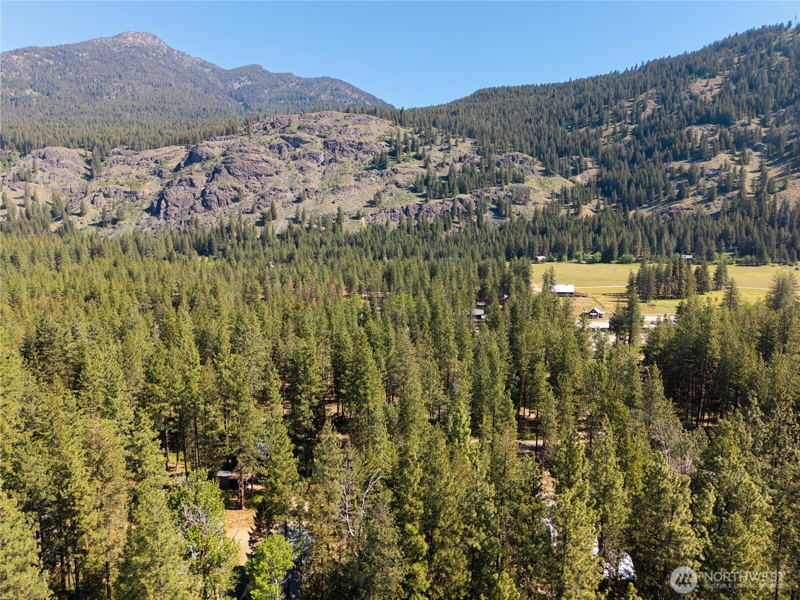3 Mazama Bridge Road Property Photo 8