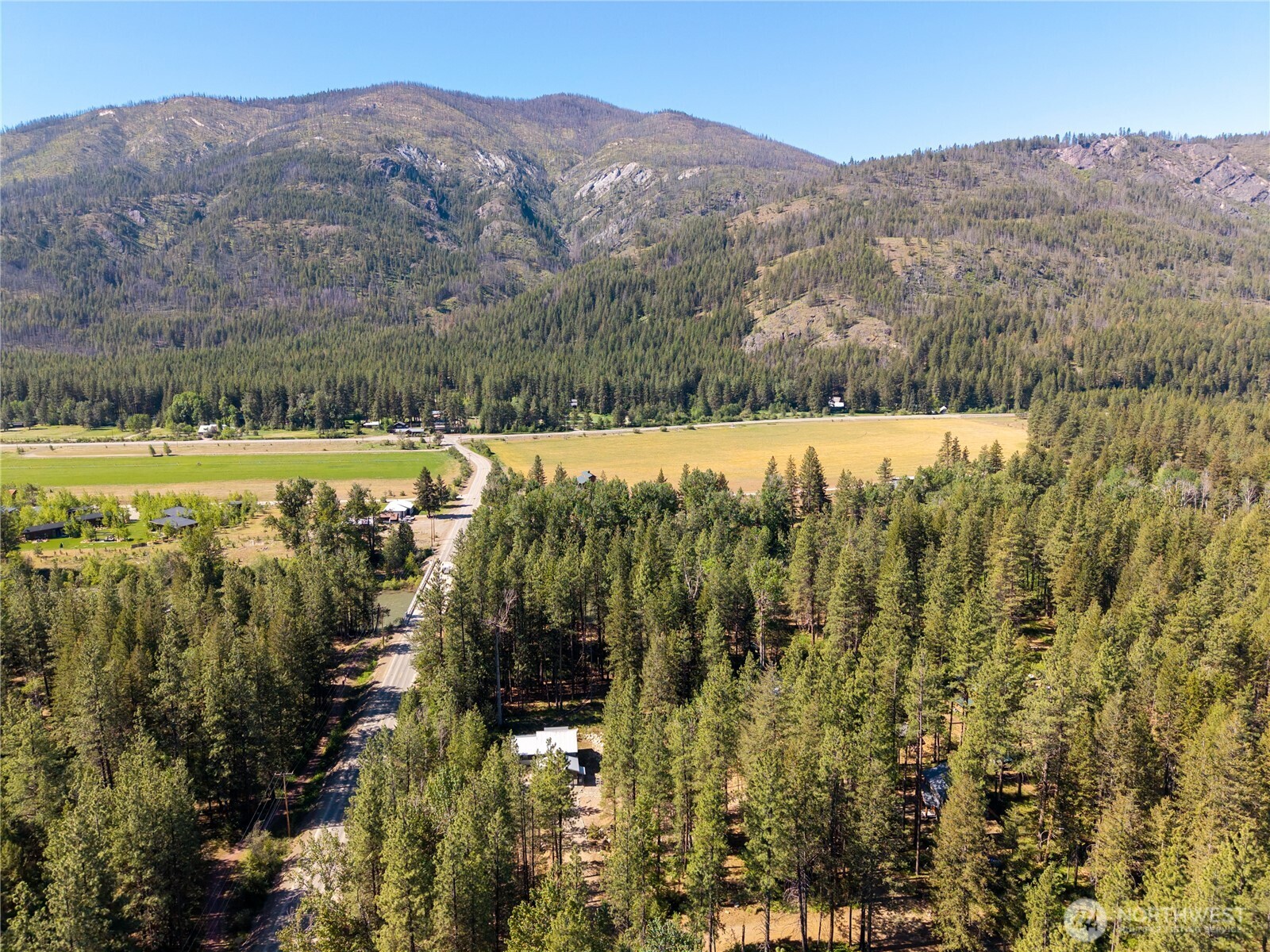 3 Mazama Bridge Road Property Photo 15
