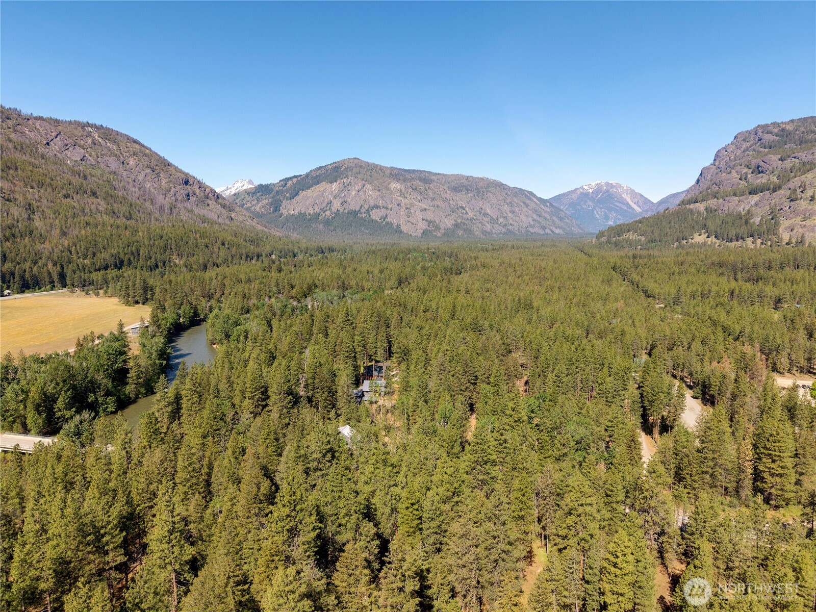 3 Mazama Bridge Road Property Photo 17