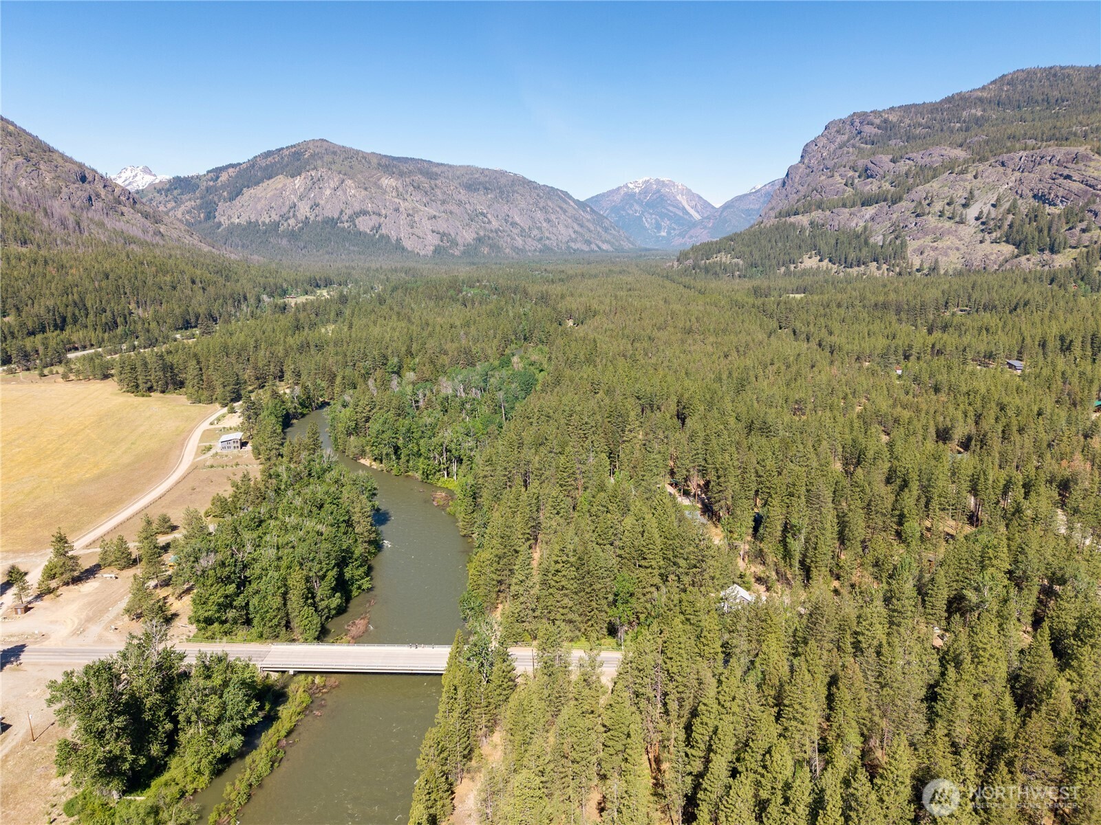3 Mazama Bridge Road Property Photo 18