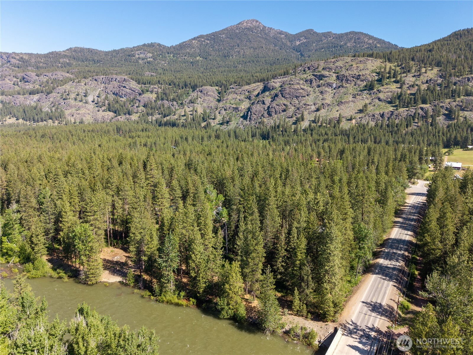 3 Mazama Bridge Road Property Photo 19