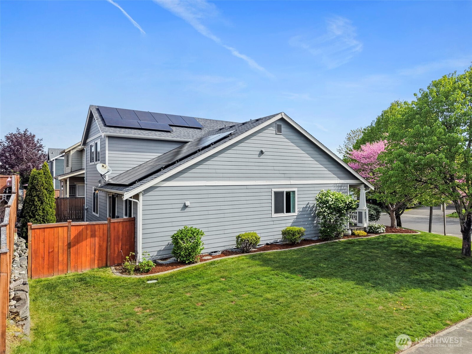 17216 139th Avenue Property Photo 3