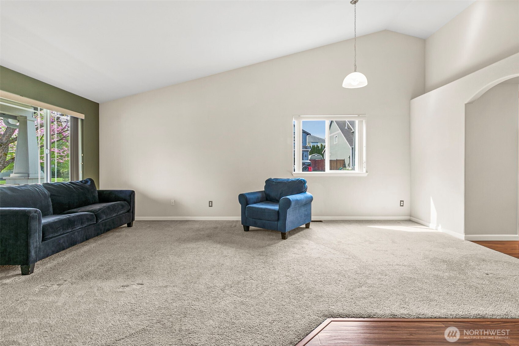 17216 139th Avenue Property Photo 7