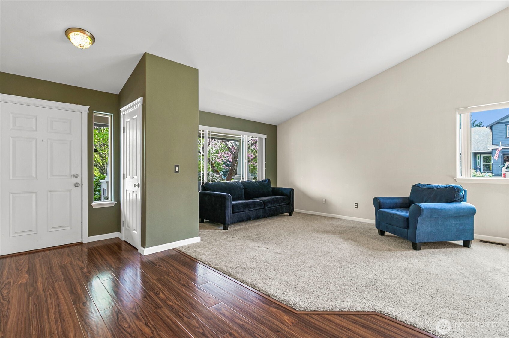 17216 139th Avenue Property Photo 8
