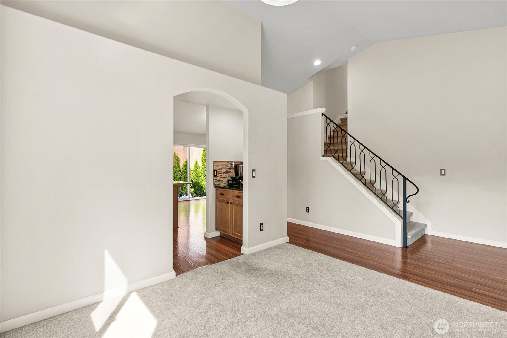 17216 139th Avenue Property Photo 11