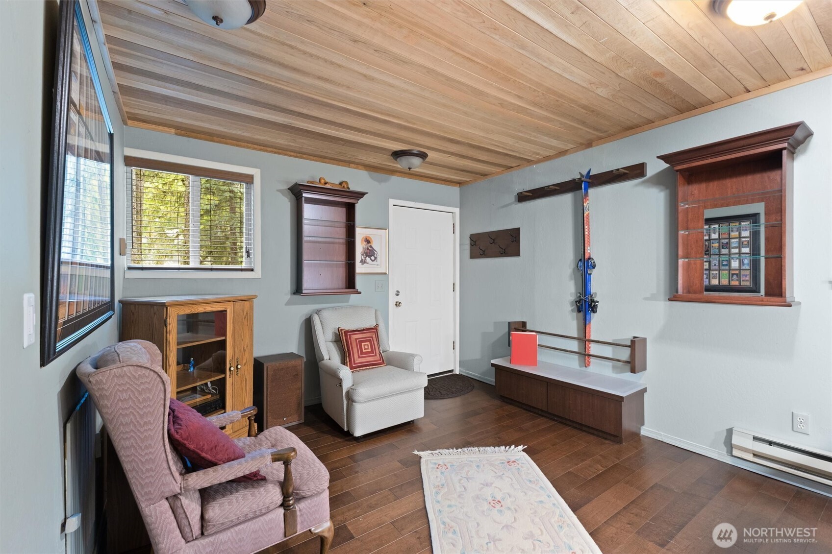 6989 Snoqualmie Place Property Photo 17