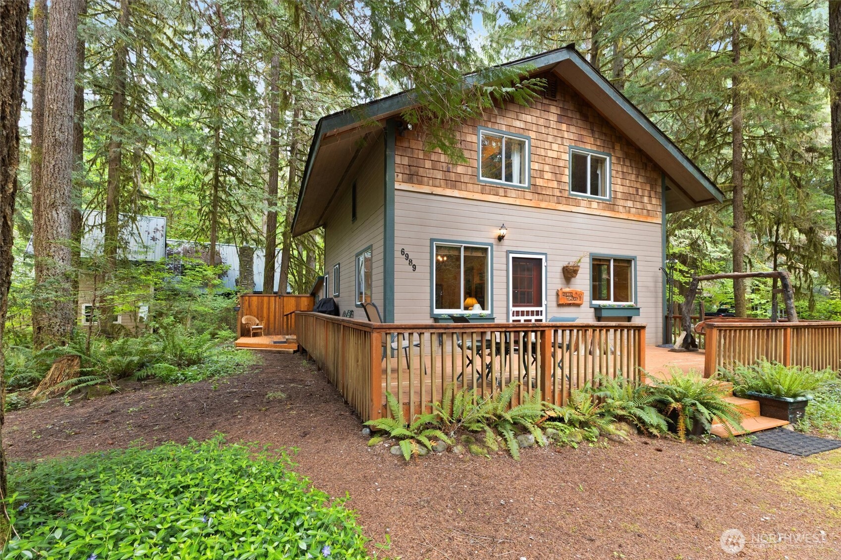 6989 Snoqualmie Place Property Photo 31