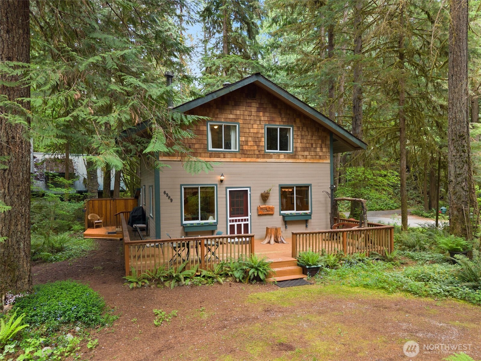6989 Snoqualmie Place Property Photo 34