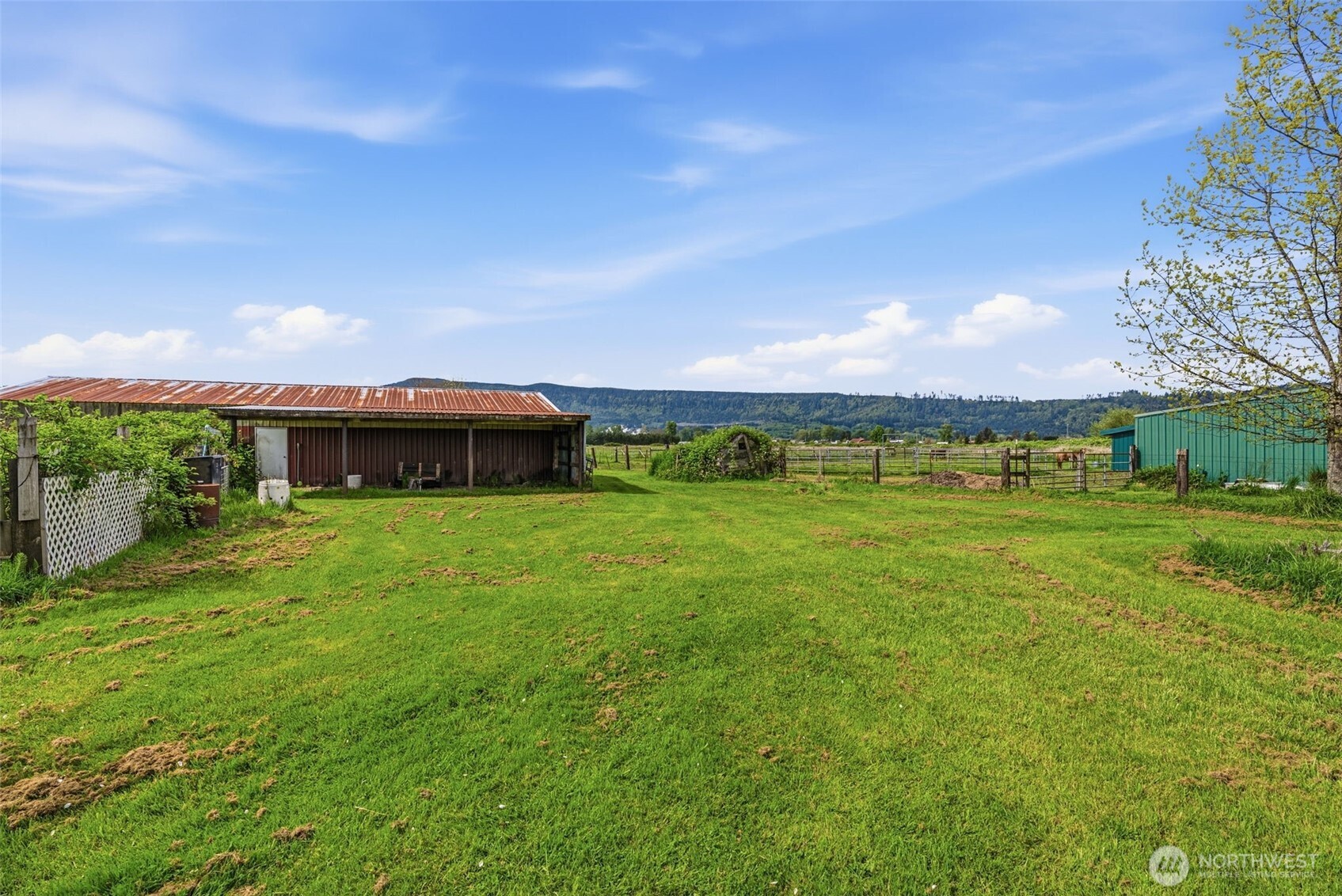 77 S Welcome Slough Property Photo 40