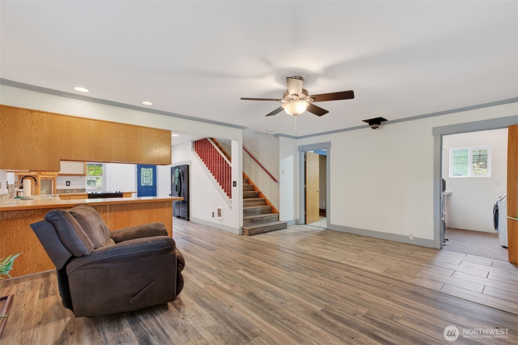 10320 James Road Property Photo 15