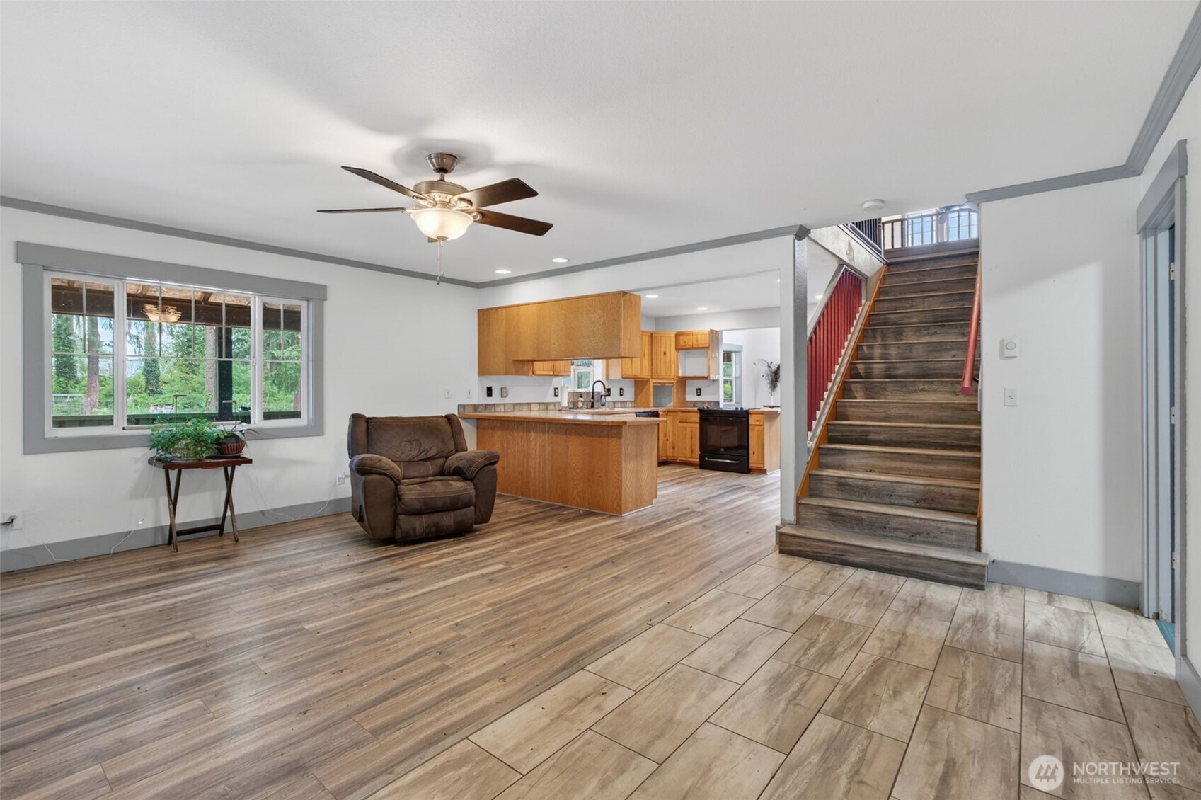 10320 James Road Property Photo 16