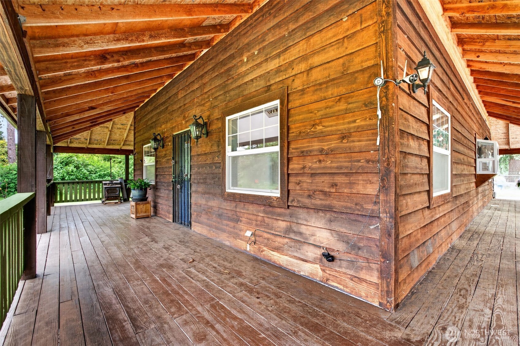 10320 James Road Property Photo 26