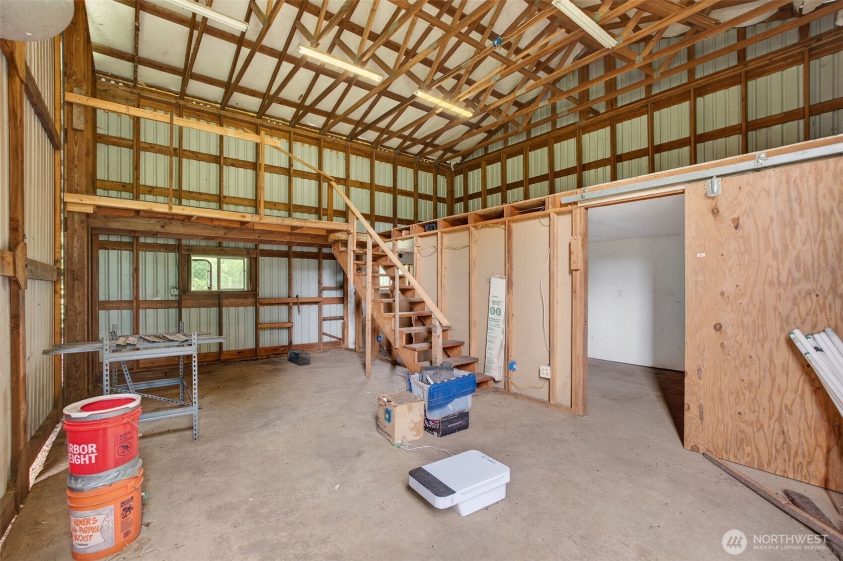 10320 James Road Property Photo 34