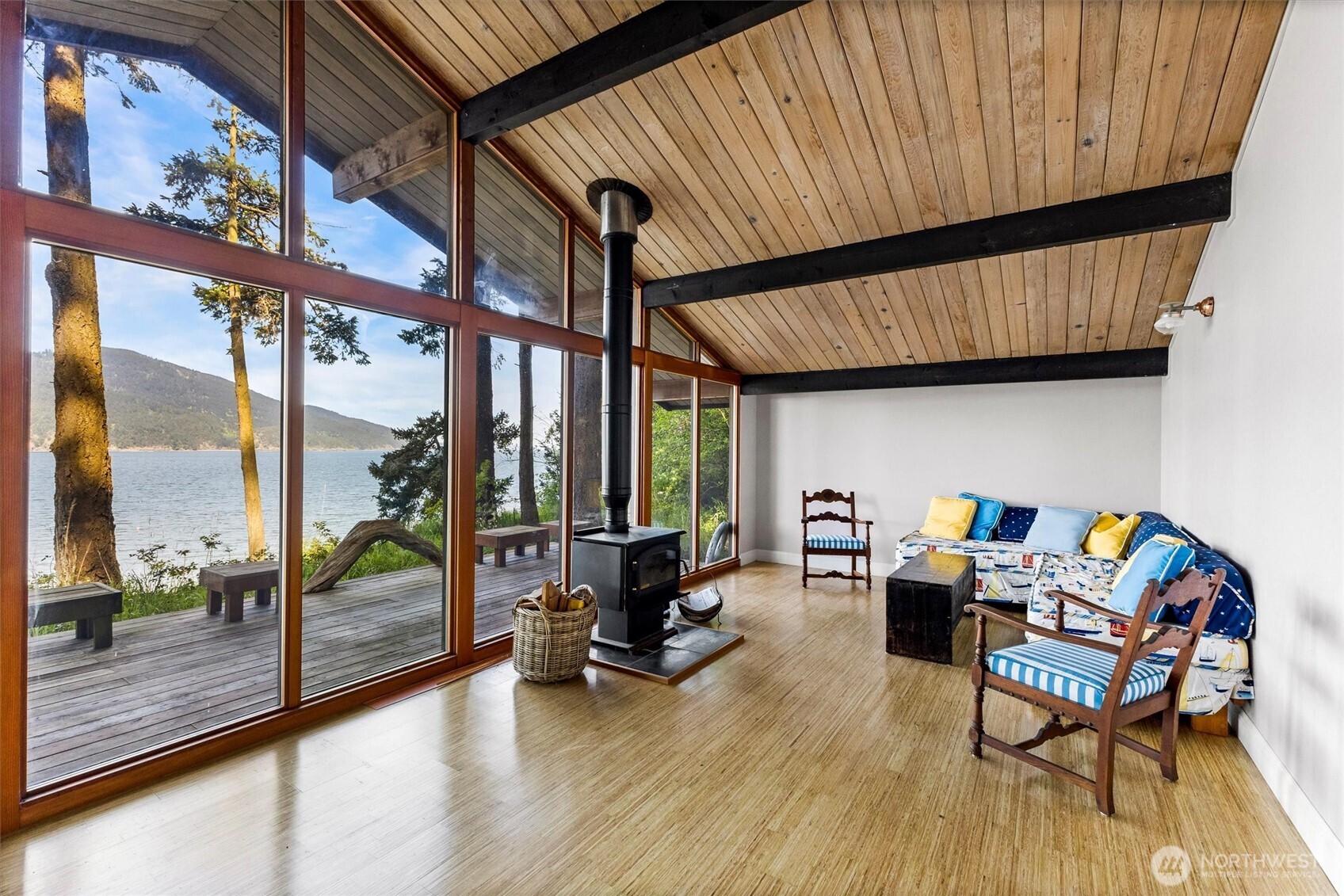 48 Eliza Island Property Photo 13