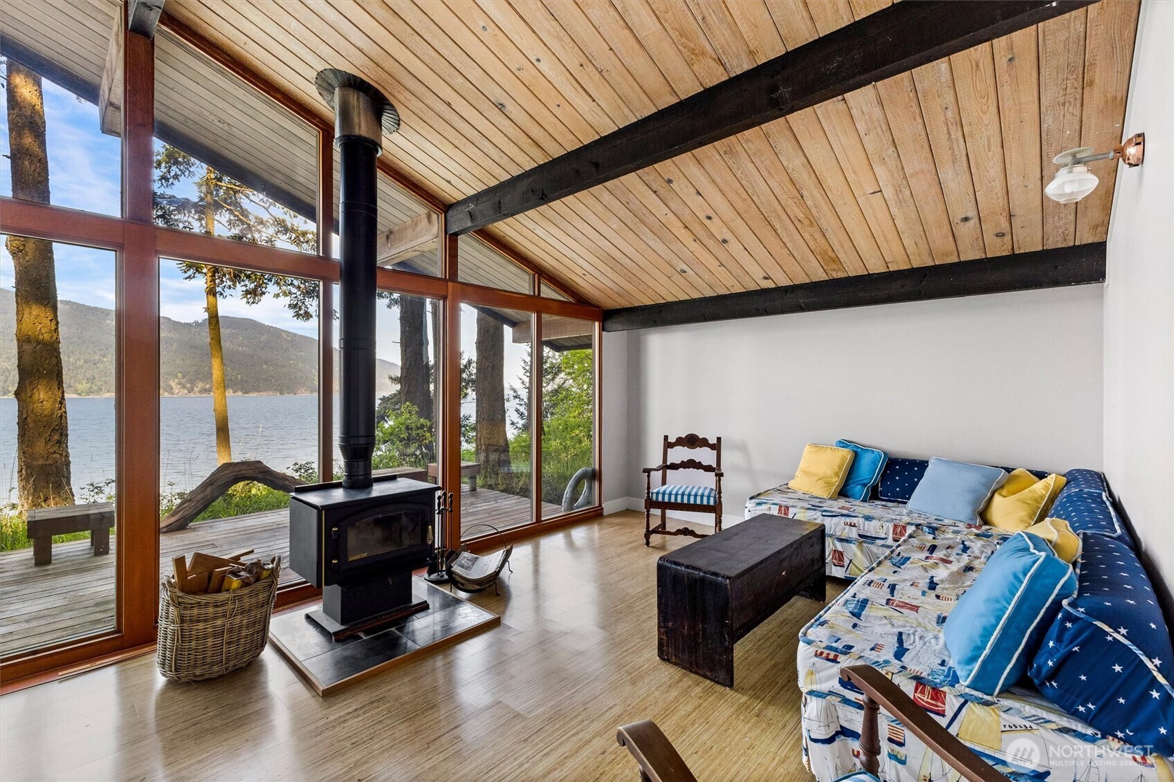48 Eliza Island Property Photo 16