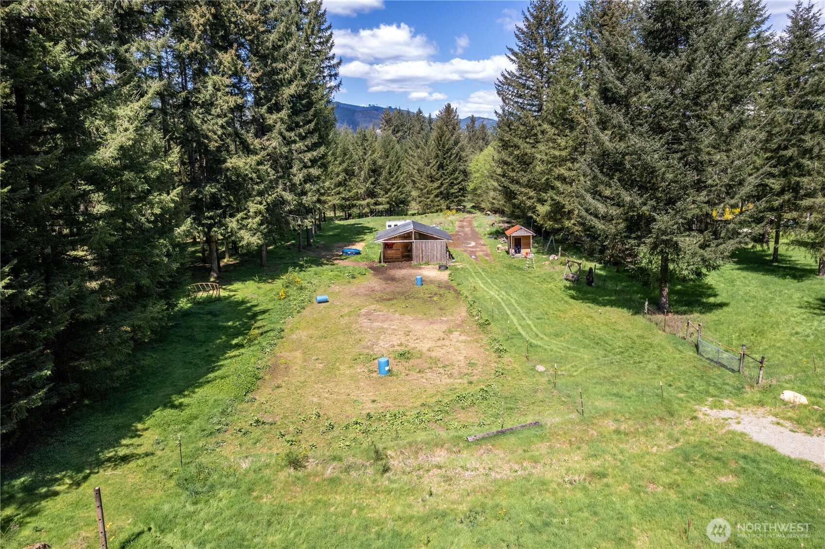 171 Sugarpine Road Property Photo 2
