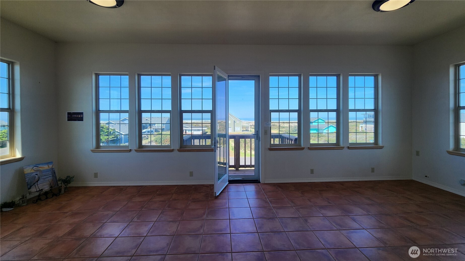 1140 Ocean Shores Boulevard Property Photo 7
