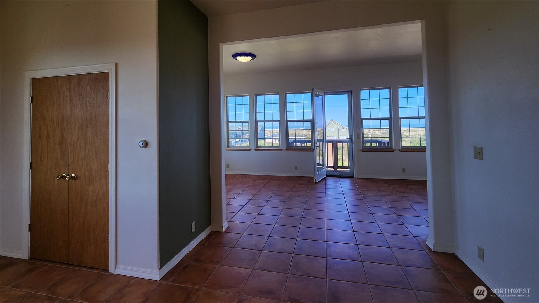 1140 Ocean Shores Boulevard Property Photo 13