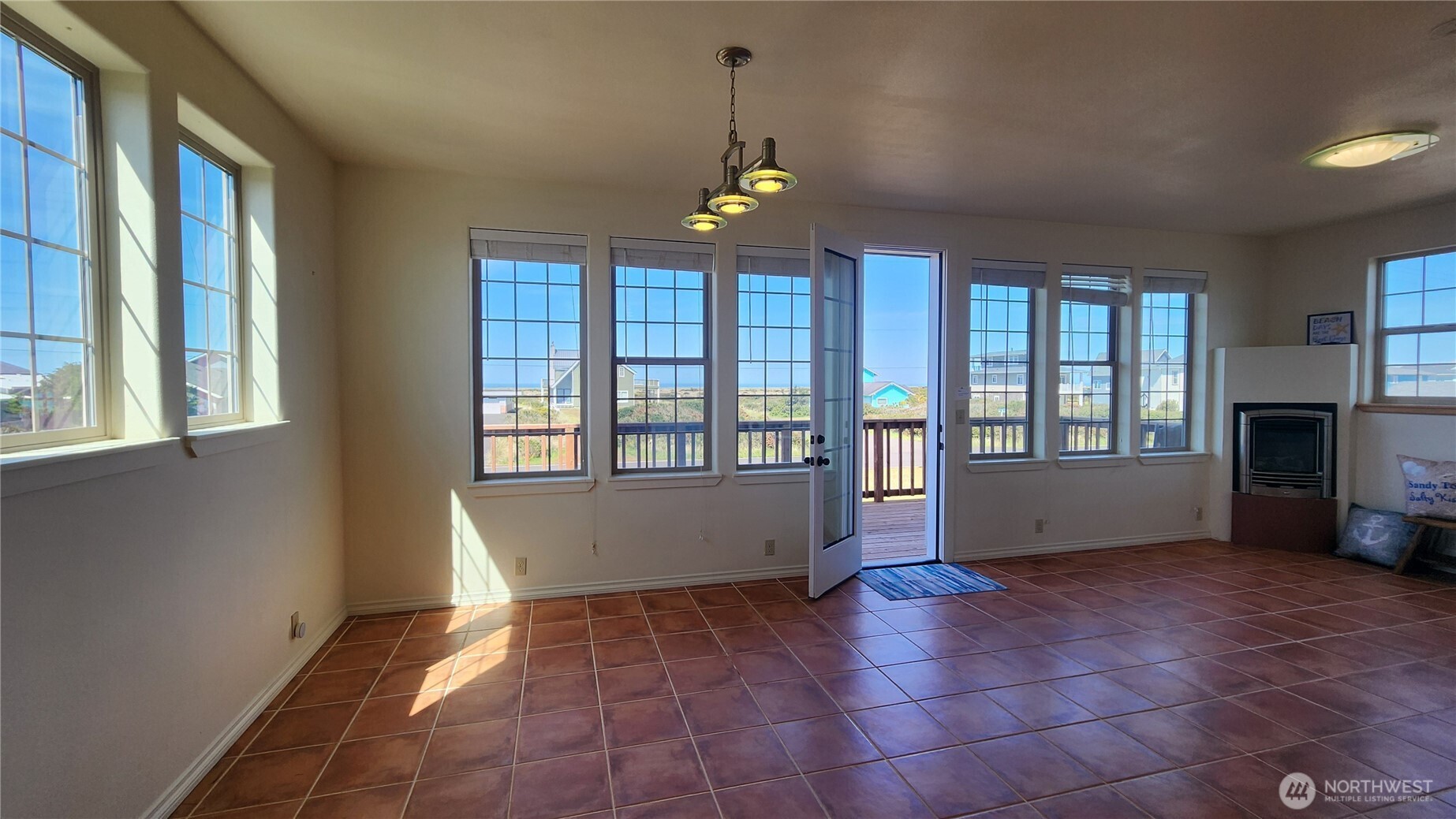 1140 Ocean Shores Boulevard Property Photo 18