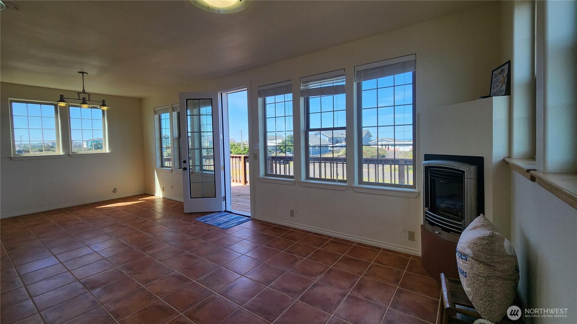 1140 Ocean Shores Boulevard Property Photo 21