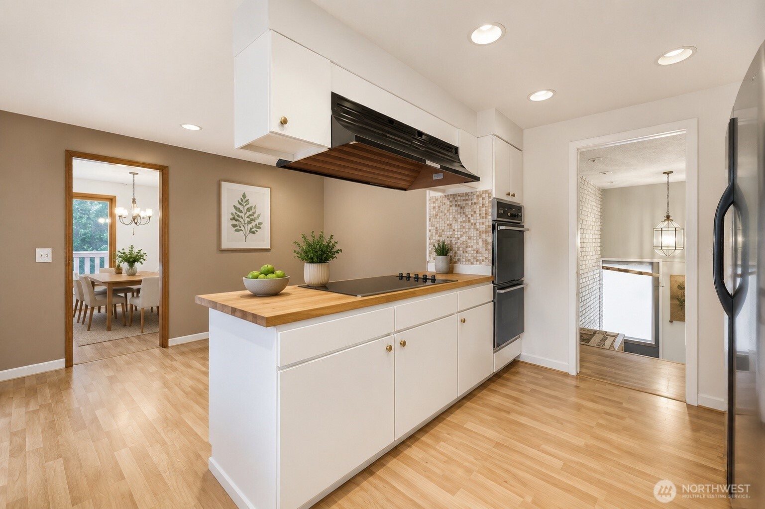 10412 Se 219th Street Property Photo 8