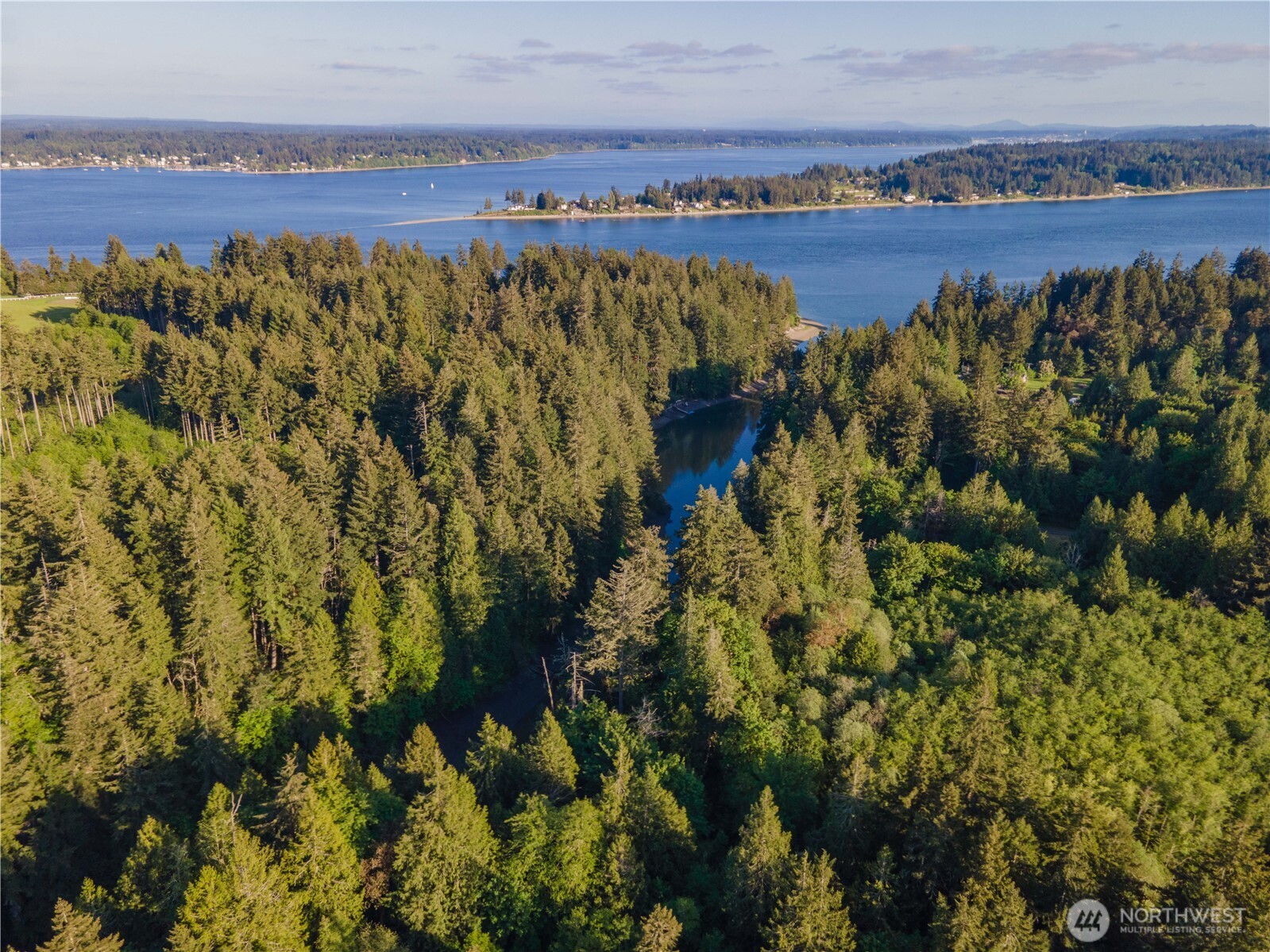 8600 Steamboat Island Road Property Photo 4