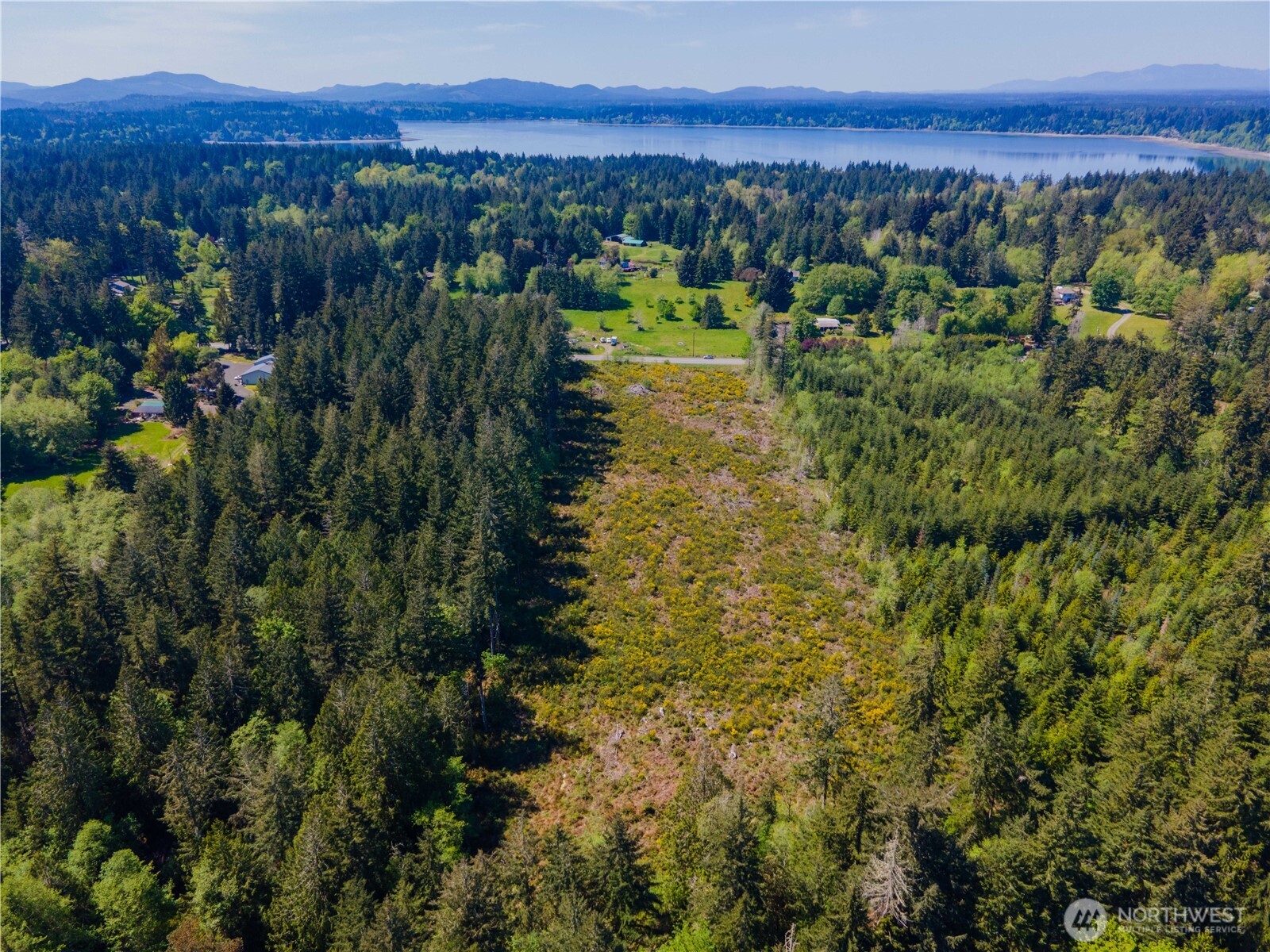 8600 Steamboat Island Road Property Photo 8