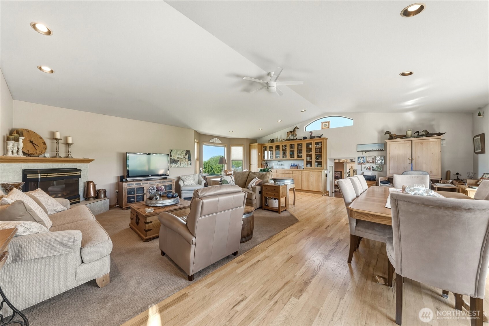 1520 Kaniksu Loop Property Photo 8