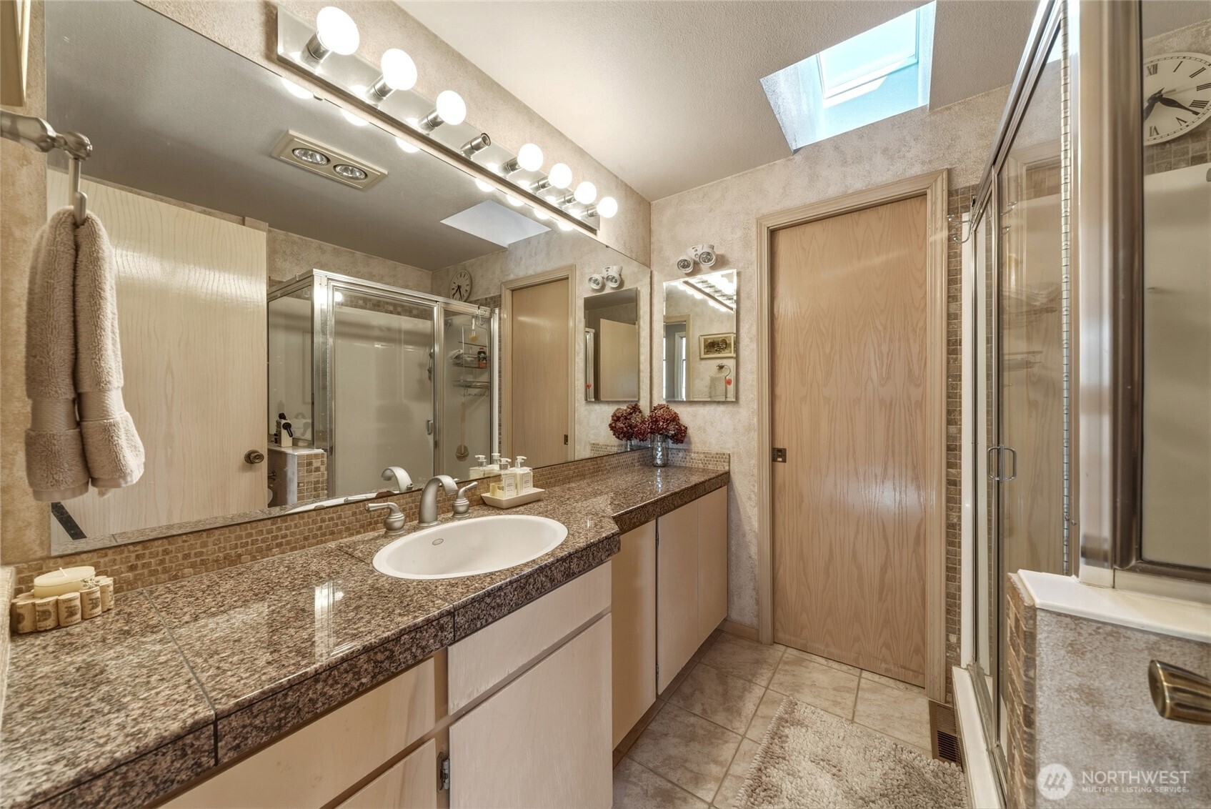 1520 Kaniksu Loop Property Photo 18
