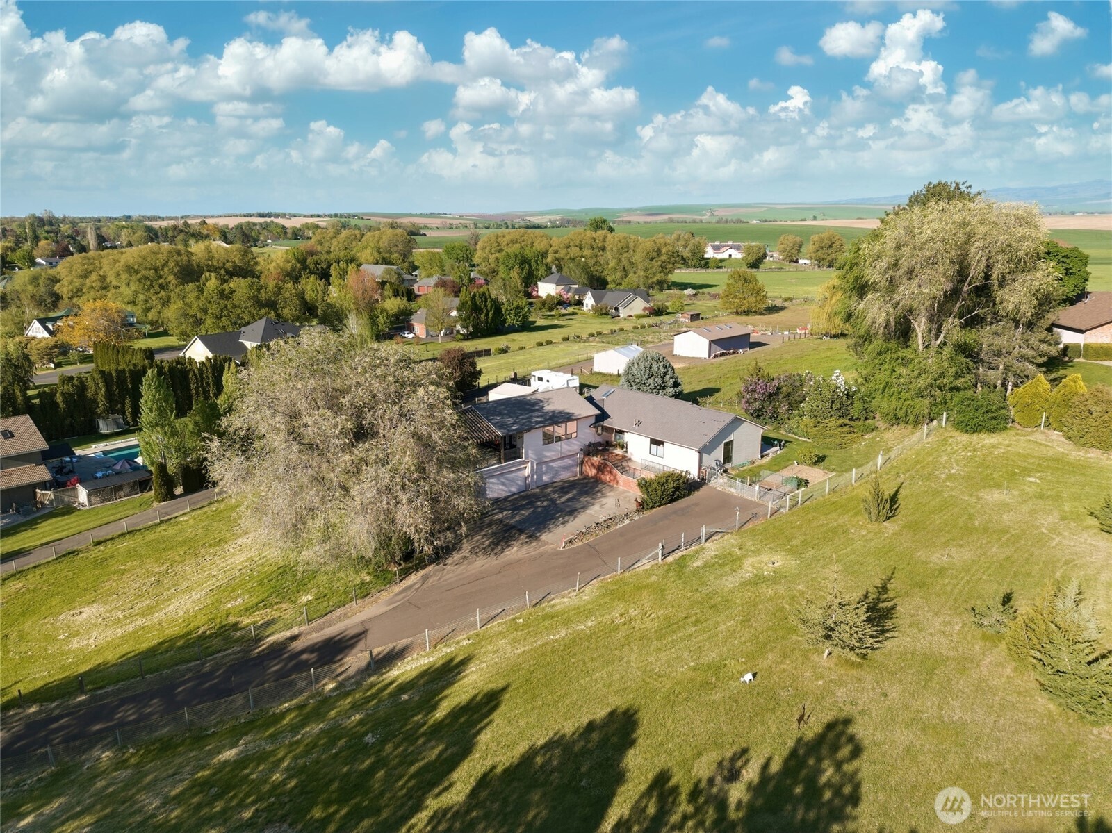 1520 Kaniksu Loop Property Photo 37