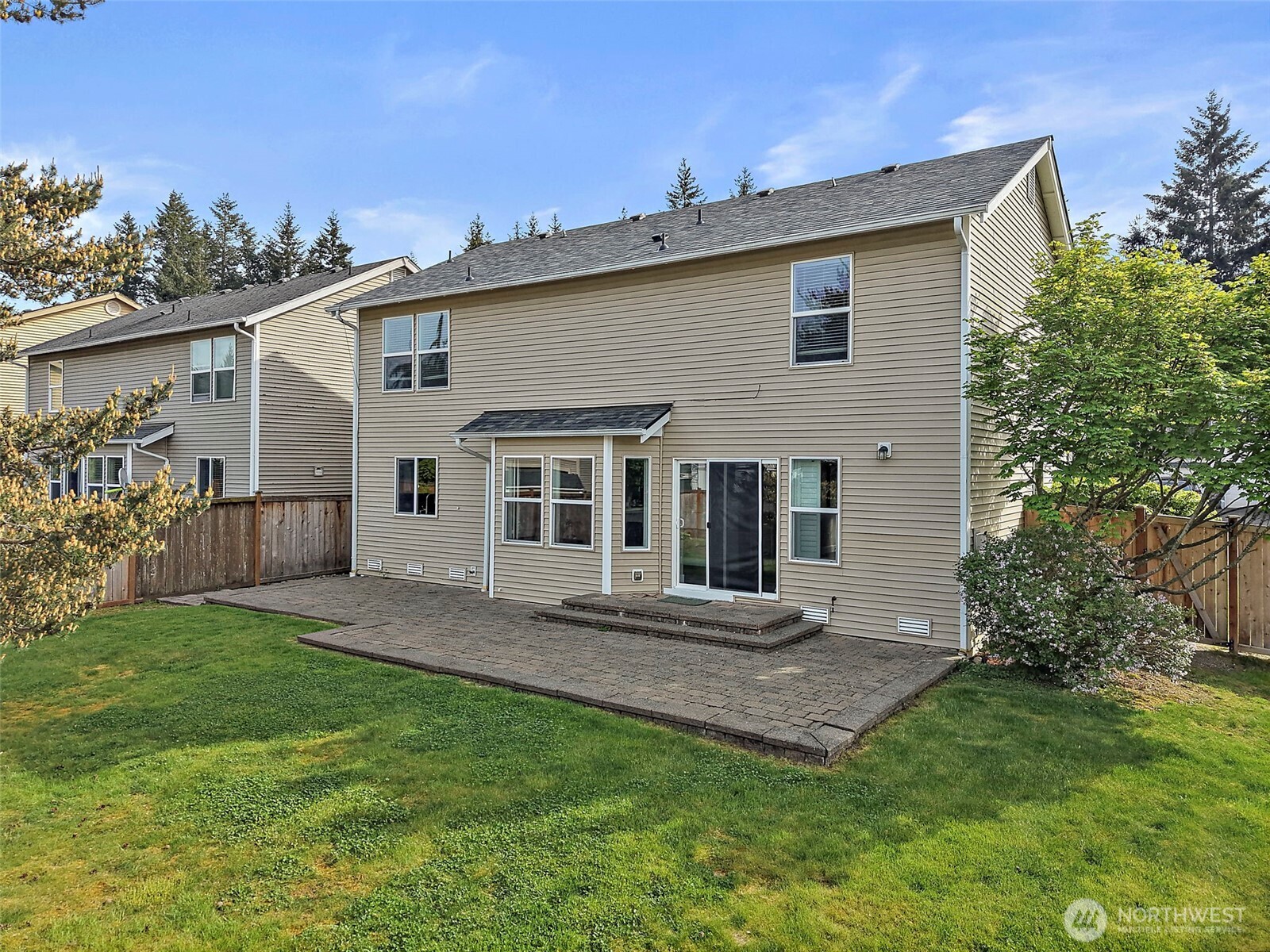 24216 237th Way Property Photo 1