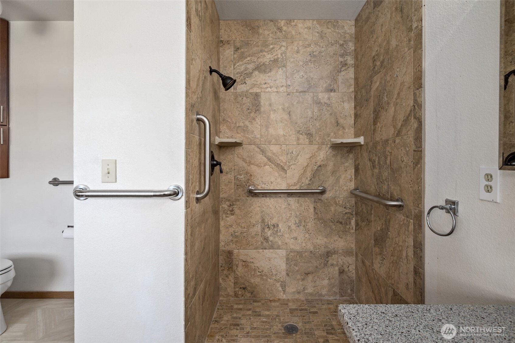 651 Se Bayshore Drive E102 Property Photo 16